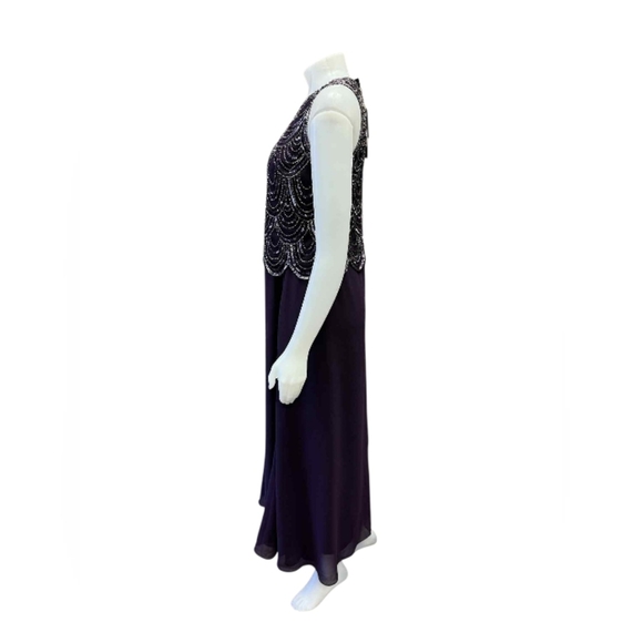 J Kara NWT Dress Plum Formal Gown Beaded Sleeveless Flowing Maxi Size 8P - Picture 3 of 12
